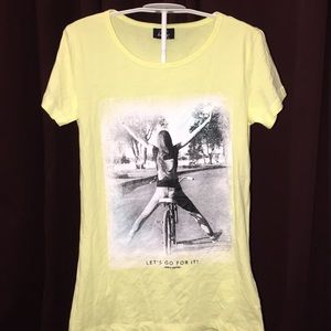 Page One (Euro Brand) 12-14 yr yellow Tee